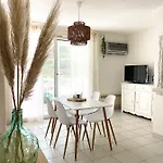 Superbe Cosy Vue Pieds Dans L'eau Cavalaire-sur-Mer