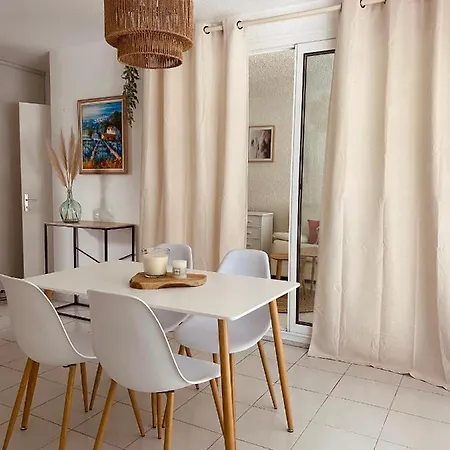 Superbe Cosy Vue Pieds Dans L'eau דירה