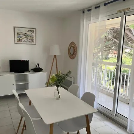 Superbe Cosy Vue Pieds Dans L'eau Appartement *